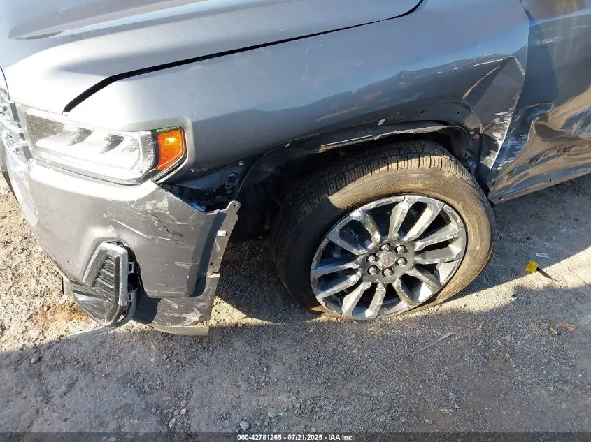 2022 GMC ACADIA AWD DENALI