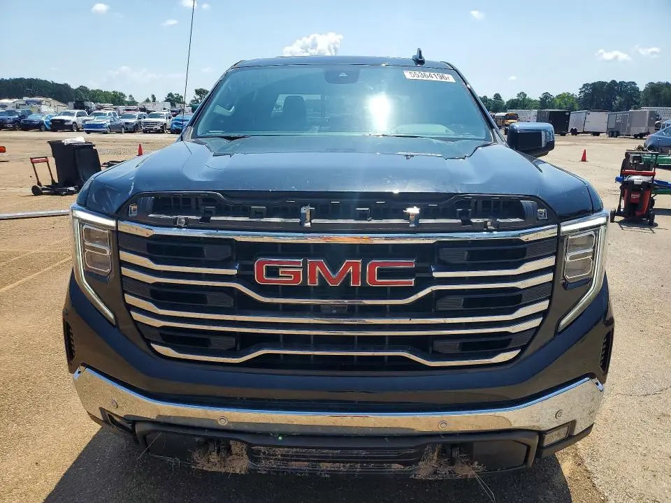 2022 GMC SIERRA K1500 SLT  