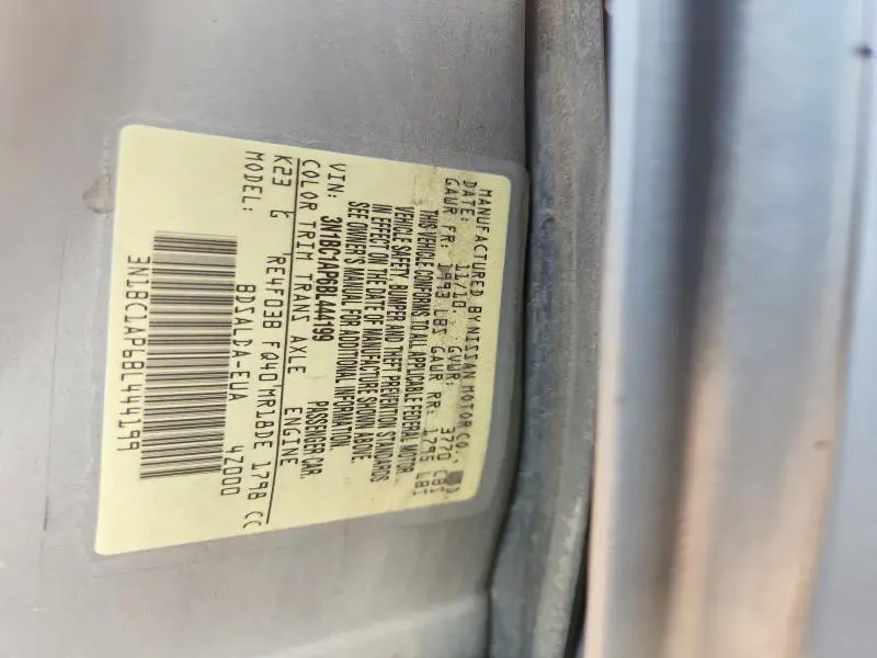 2011 NISSAN VERSA 1.8 S  