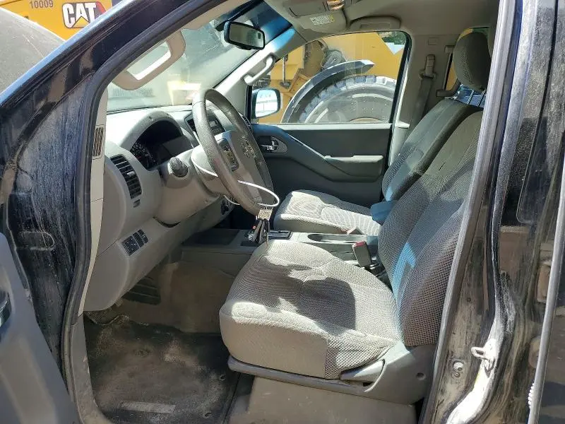 2012 NISSAN FRONTIER SV V6  