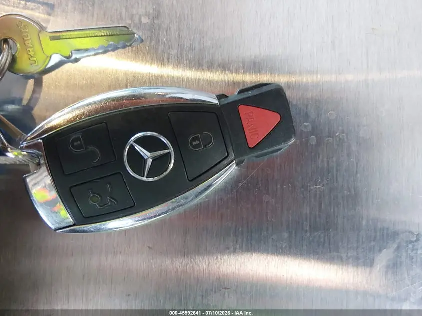 2015 MERCEDES-BENZ GLA 250 4MATIC
