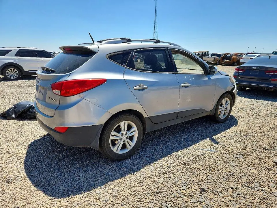 2012 HYUNDAI TUCSON GLS  