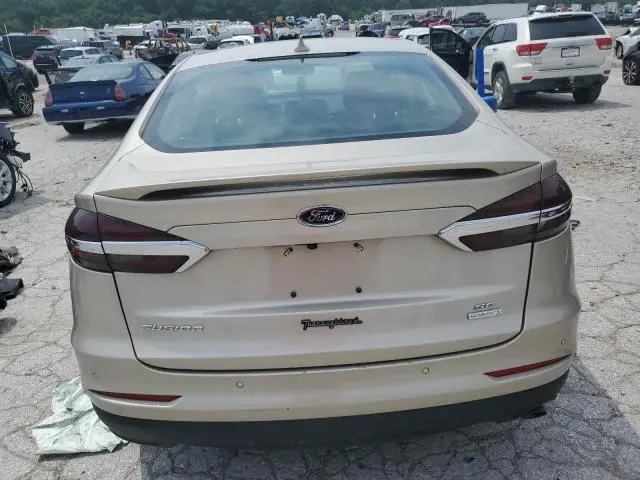 2019 FORD FUSION SE  