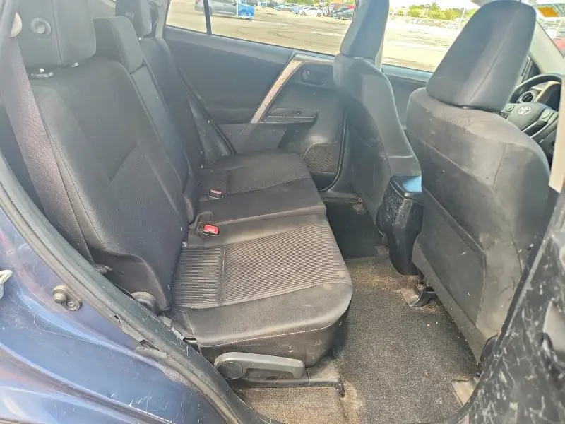 2014 TOYOTA RAV4 LE  