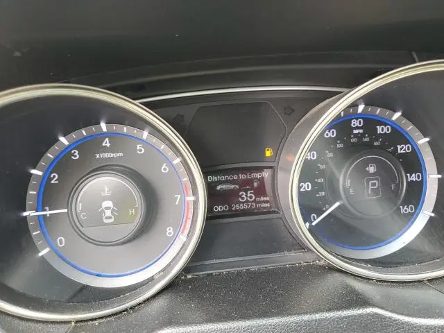 2013 HYUNDAI SONATA SE  