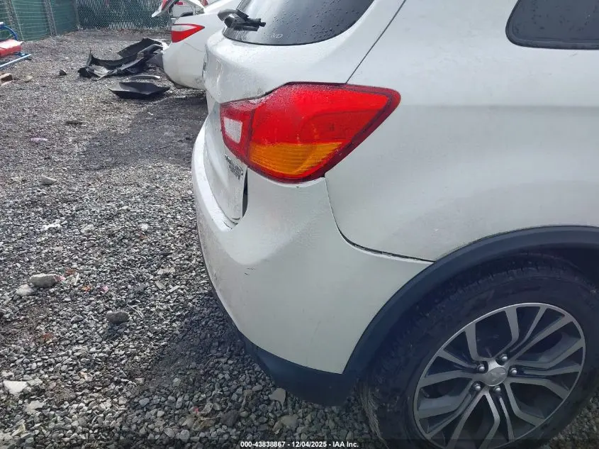 2017 MITSUBISHI OUTLANDER SPORT 2.0 LE