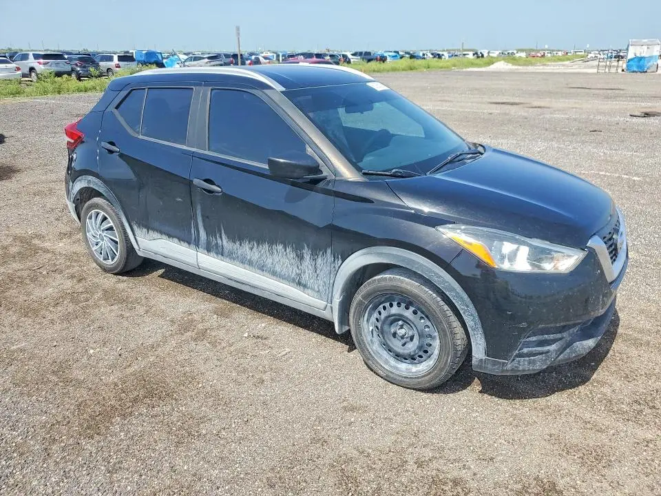 2019 NISSAN KICKS S  