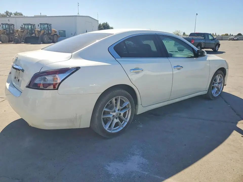 2014 NISSAN MAXIMA 3.5 S  