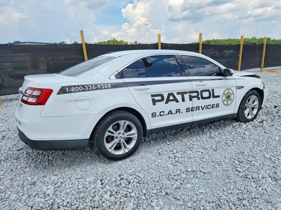 2015 FORD TAURUS SEL  