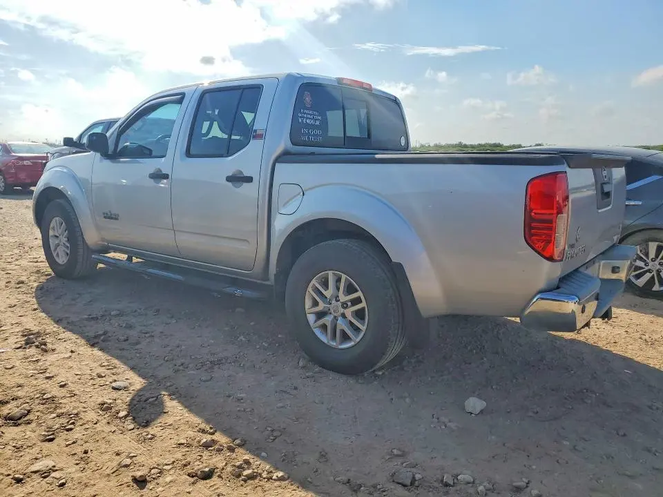 2015 NISSAN FRONTIER S  