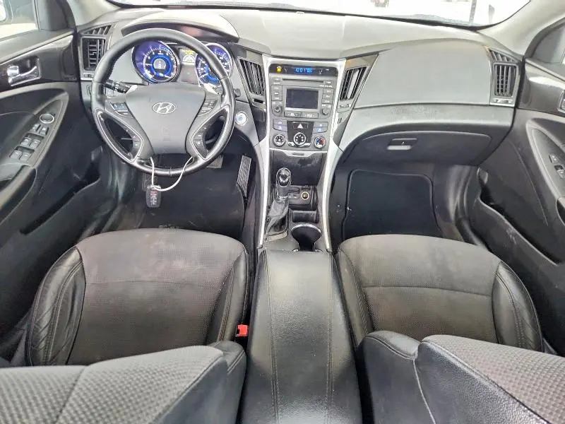 2014 HYUNDAI SONATA SE  