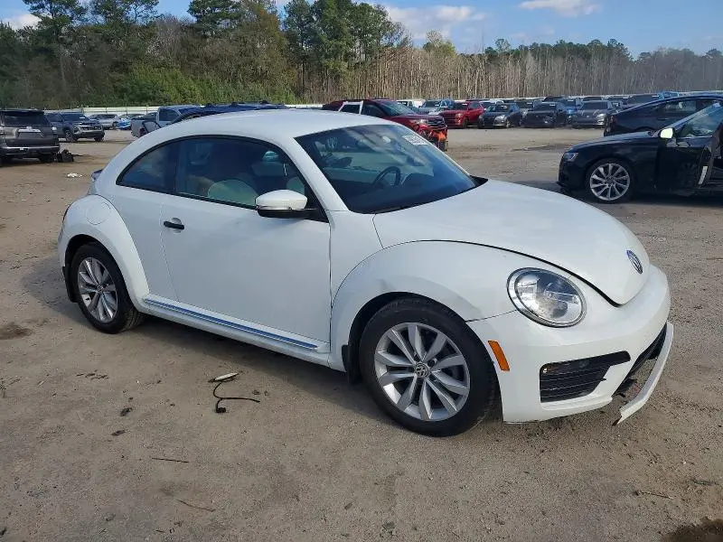 2017 VOLKSWAGEN BEETLE 1.8T  