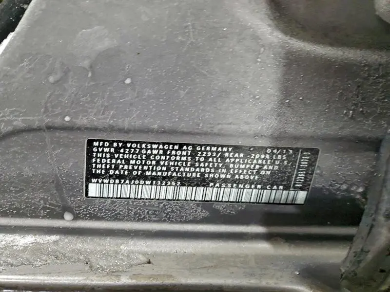 2013 VOLKSWAGEN GOLF   