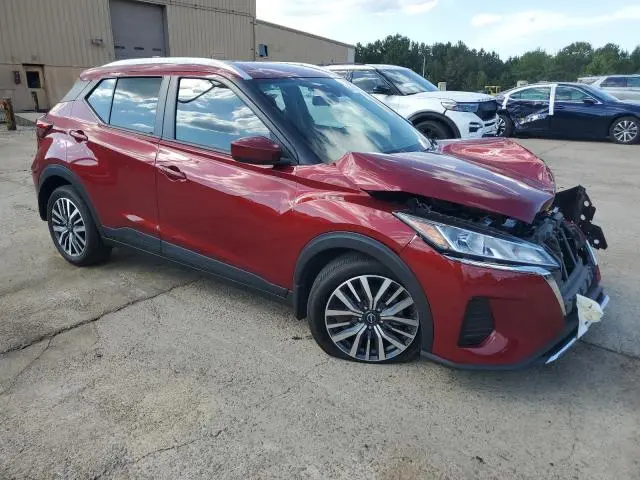 2024 NISSAN KICKS SV  