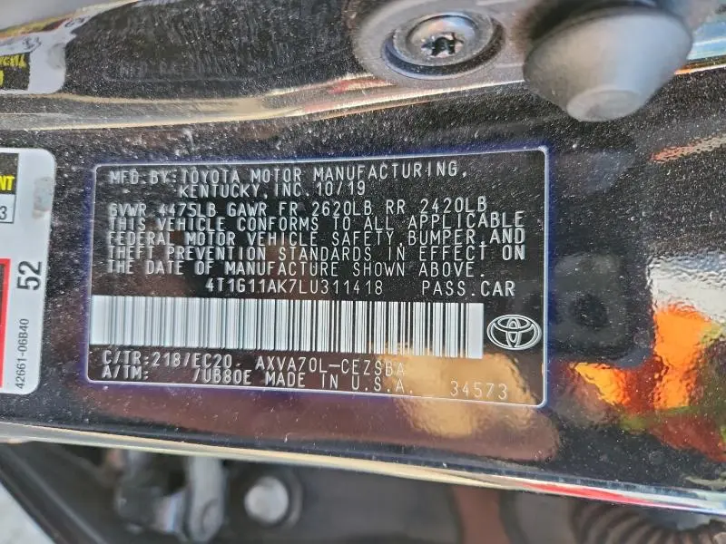 2020 TOYOTA CAMRY SE  