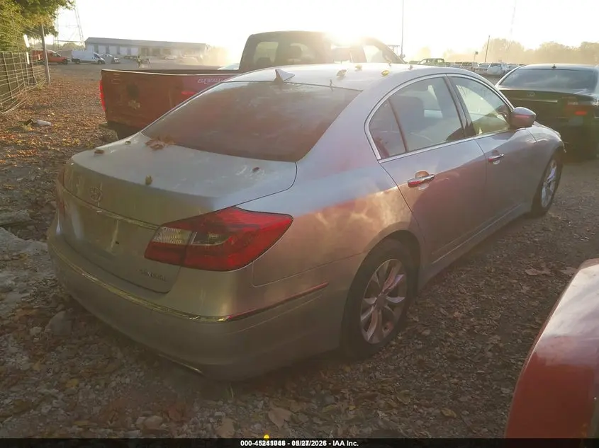 2013 HYUNDAI GENESIS 3.8