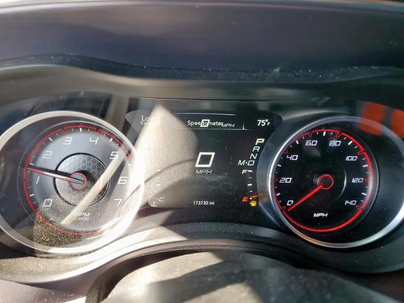 2017 DODGE CHARGER SE  