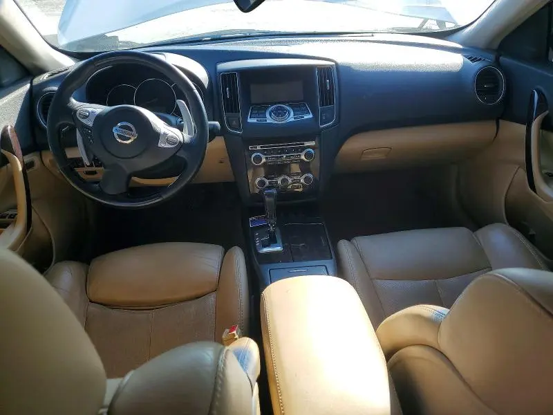 2011 NISSAN MAXIMA S  