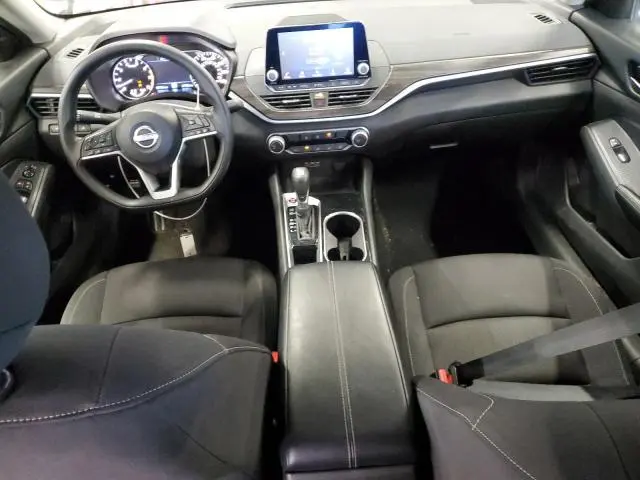 2024 NISSAN ALTIMA SV  