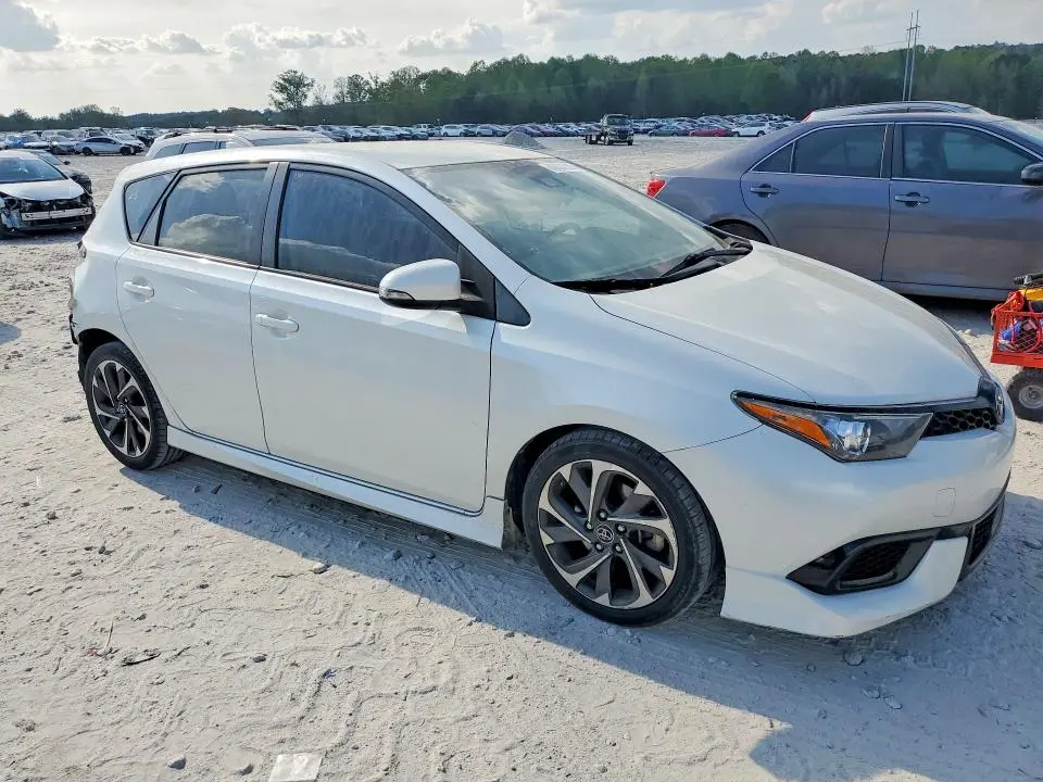 2018 TOYOTA COROLLA IM BASE  