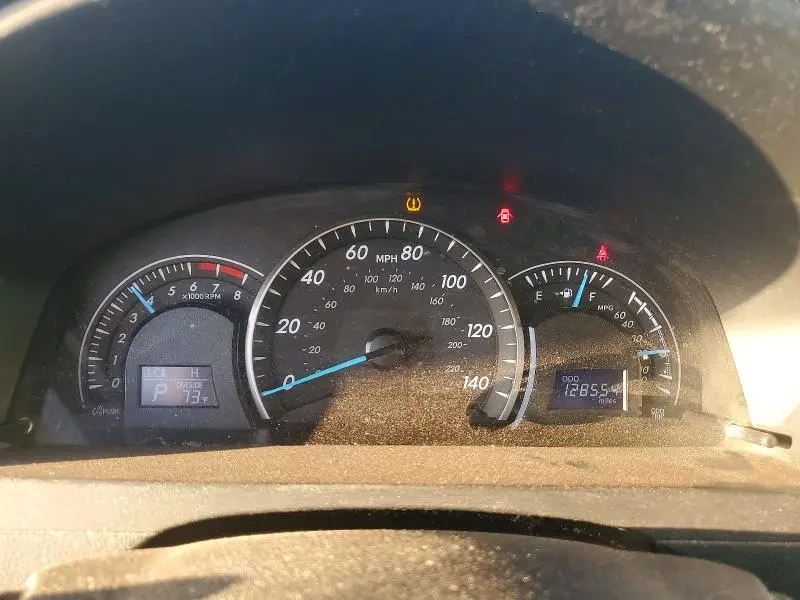 2012 TOYOTA CAMRY LE  