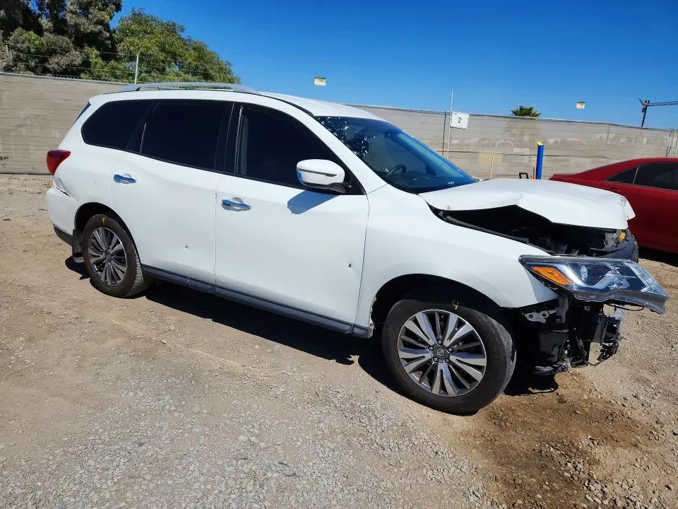 2018 NISSAN PATHFINDER S  