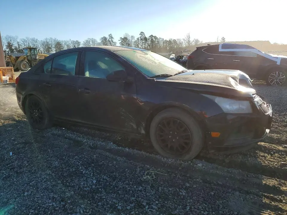 2013 CHEVROLET CRUZE LS  