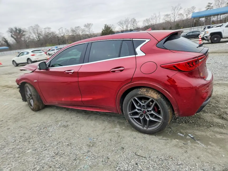 2017 INFINITI QX30 BASE  