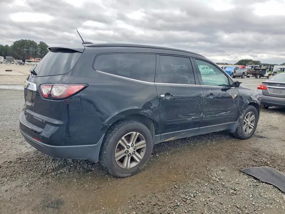 2016 CHEVROLET TRAVERSE LT  