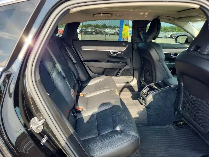 2023 VOLVO S90 PLUS  