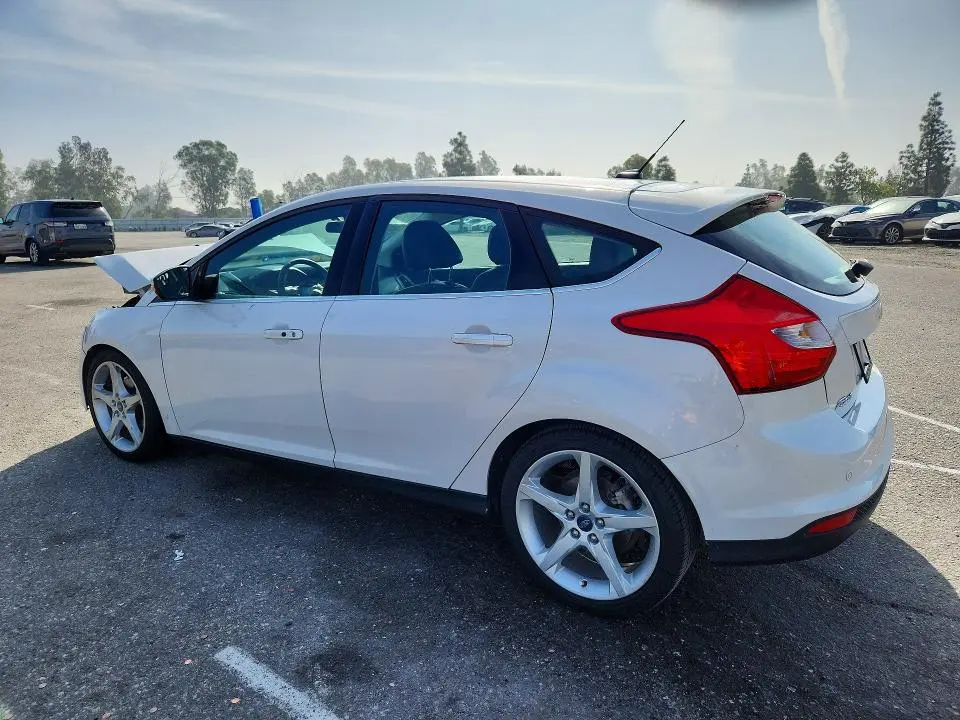 2014 FORD FOCUS TITANIUM  