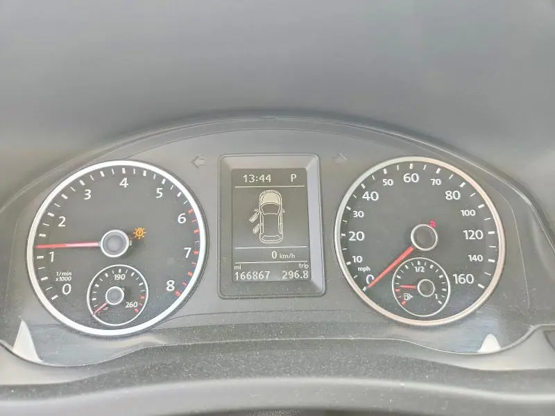 2013 VOLKSWAGEN TIGUAN S  