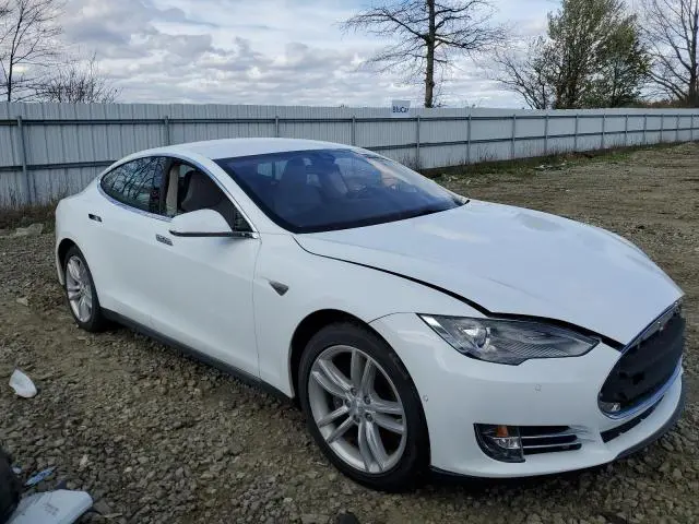 2014 TESLA MODEL S   