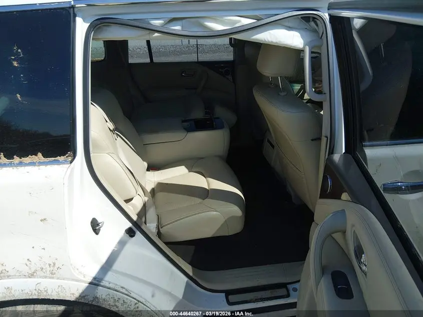 2017 INFINITI QX80  