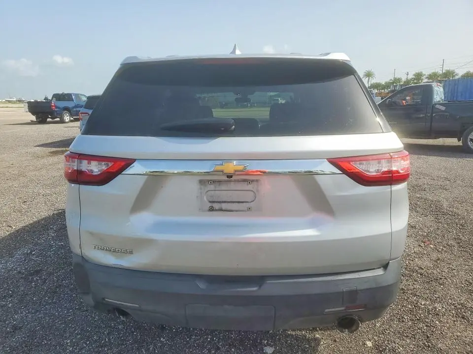 2019 CHEVROLET TRAVERSE LS  