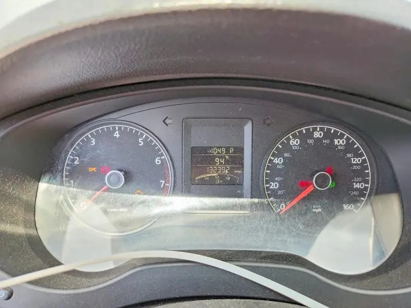 2012 VOLKSWAGEN JETTA BASE  