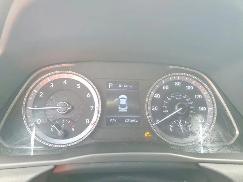 2022 HYUNDAI SONATA SE  