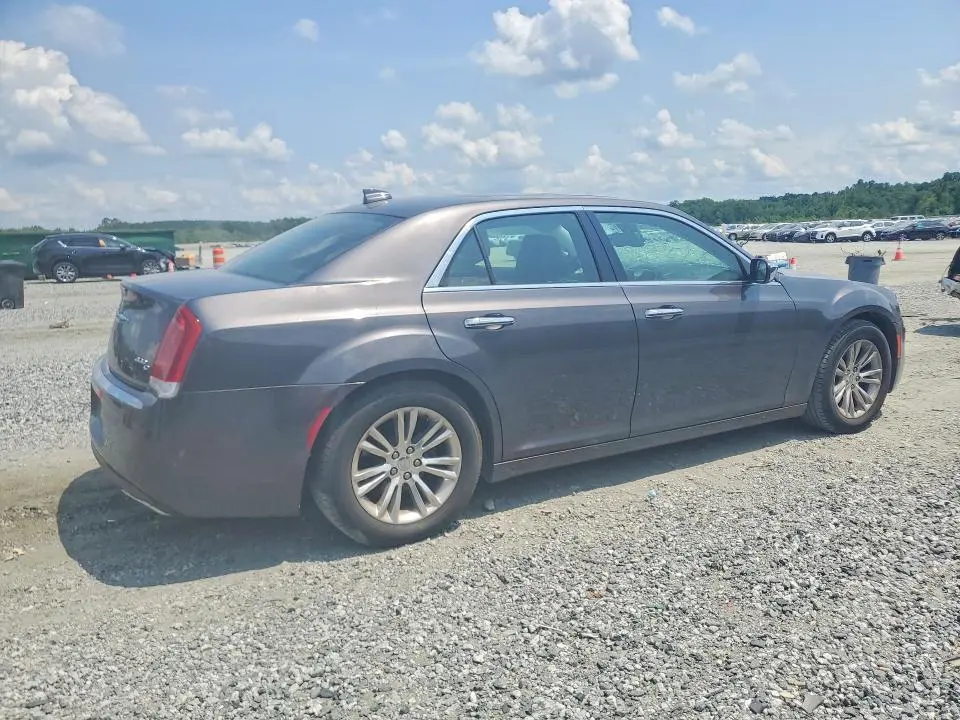 2016 CHRYSLER 300C   