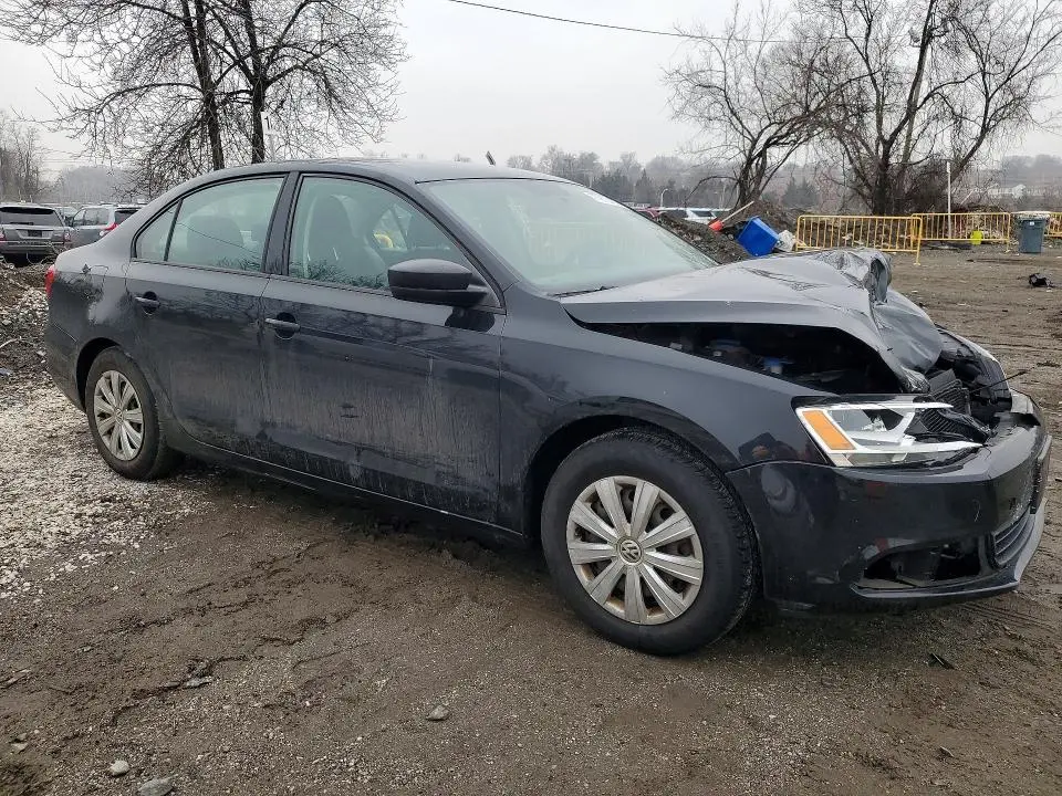 2014 VOLKSWAGEN JETTA BASE  