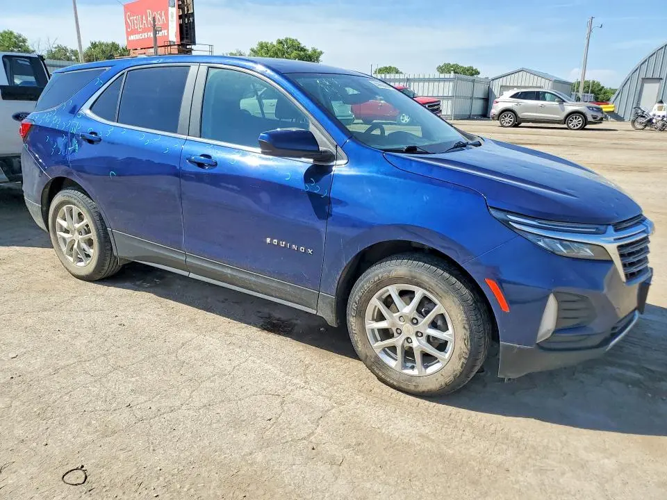 2023 CHEVROLET EQUINOX LT  