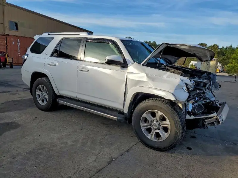 2015 TOYOTA 4RUNNER SR5  