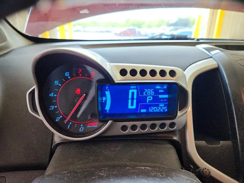 2015 CHEVROLET SONIC RS  