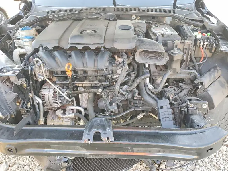 2012 VOLKSWAGEN JETTA SE  