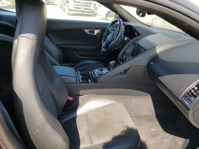 2017 JAGUAR F-TYPE PREMIUM