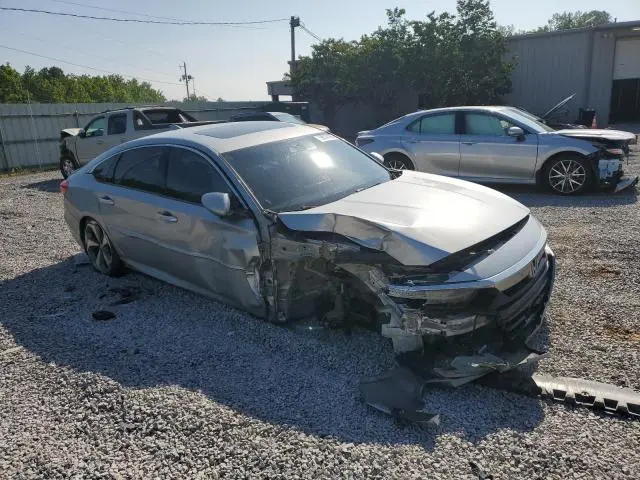 2019 HONDA ACCORD TOURING  