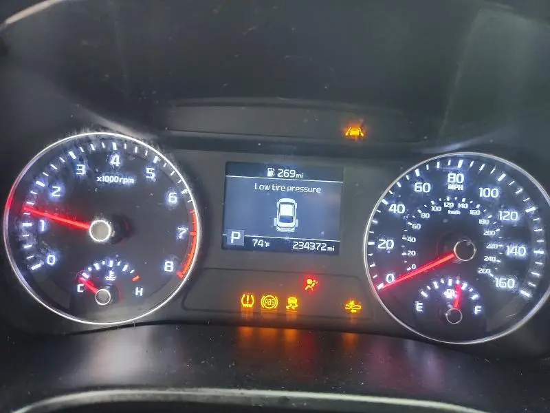 2021 KIA FORTE LXS  