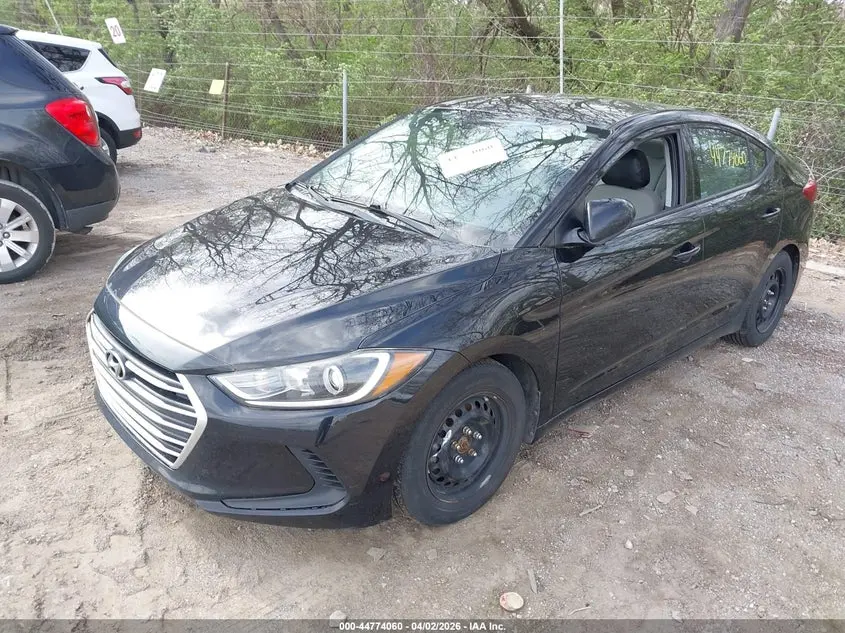 2018 HYUNDAI ELANTRA SE