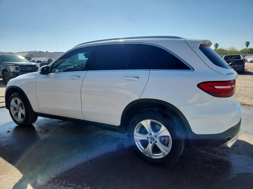 2018 MERCEDES-BENZ GLC 300  