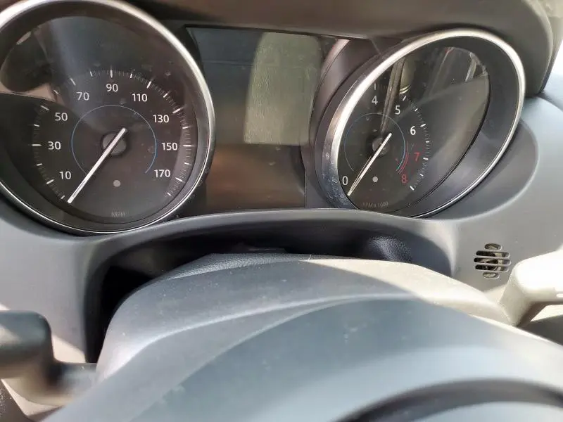 2019 JAGUAR XE PREMIUM  