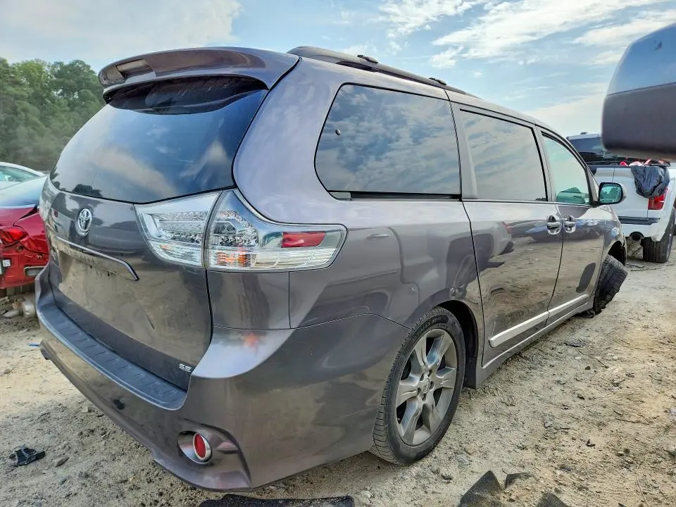 2012 TOYOTA SIENNA SPORT  